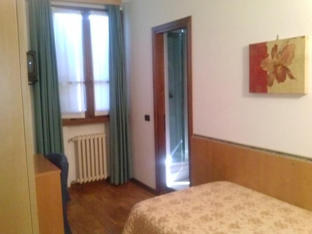 Hotel La Vela Viadana Esterno foto